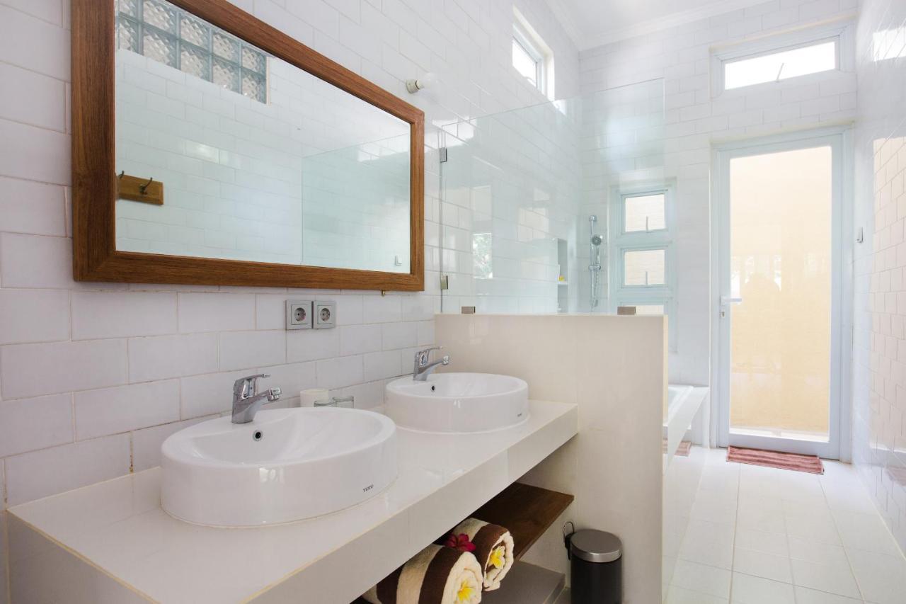 Donguri House Bali Bed & Breakfast Jimbaran  Ngoại thất bức ảnh