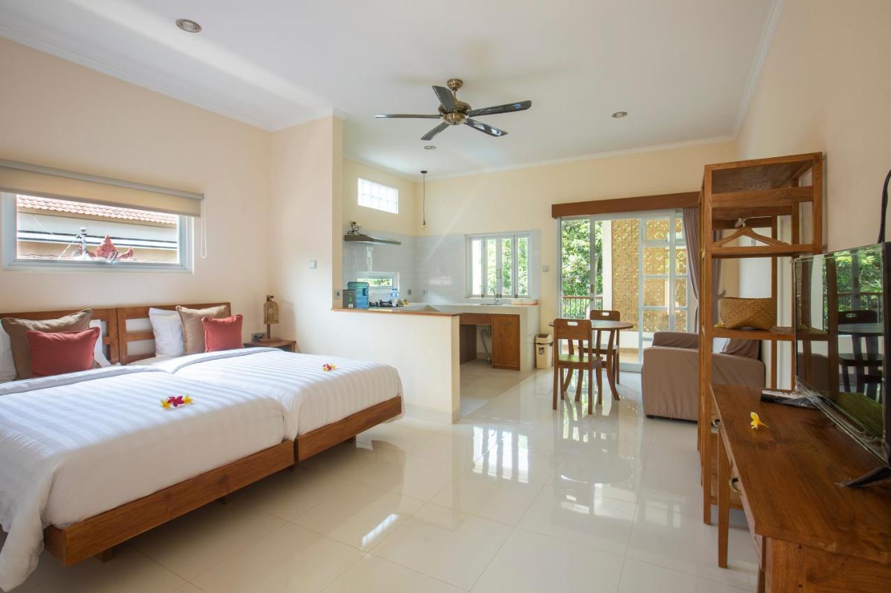 Donguri House Bali Bed & Breakfast Jimbaran  Ngoại thất bức ảnh